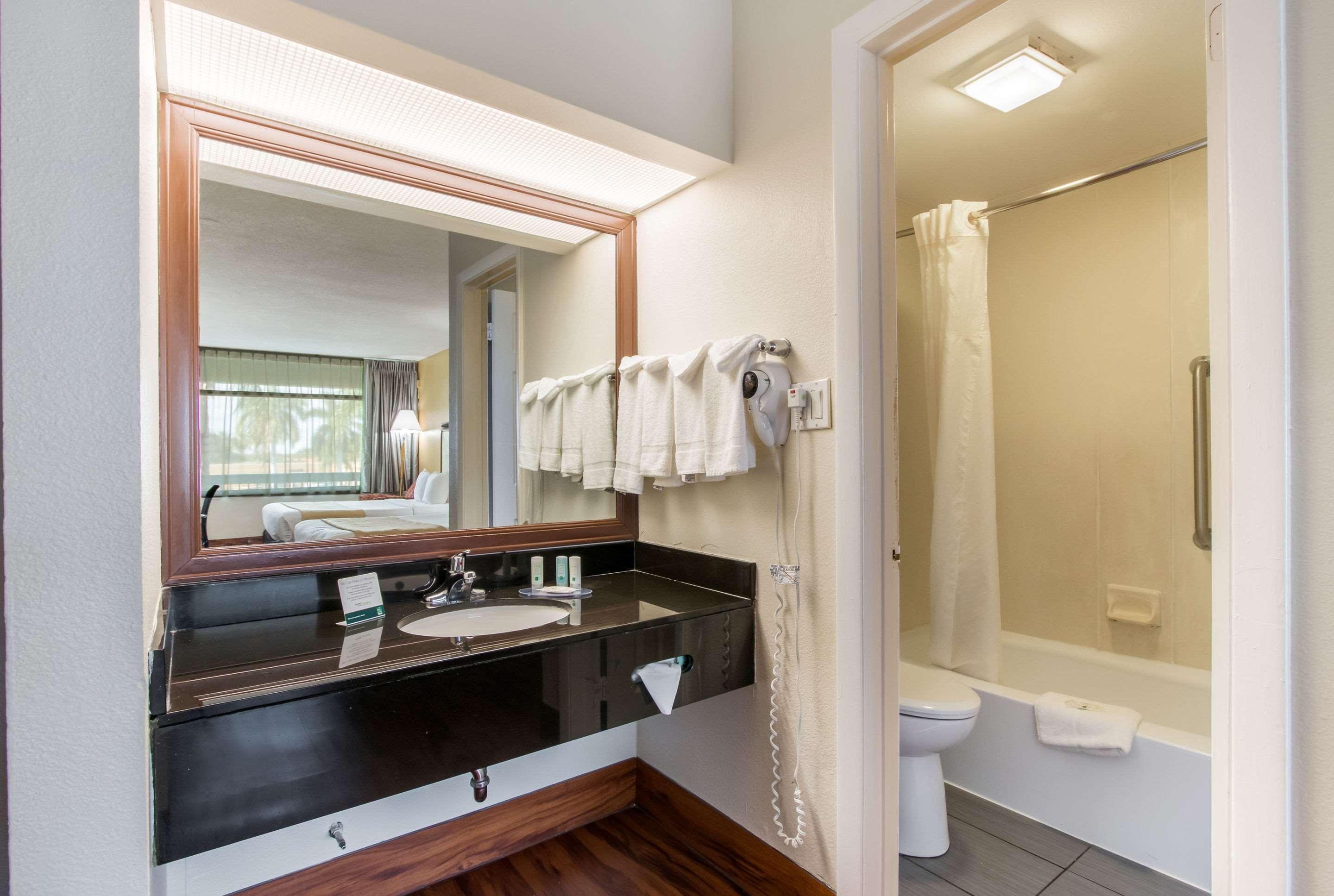 Quality Inn Boca Raton University Area Eksteriør billede