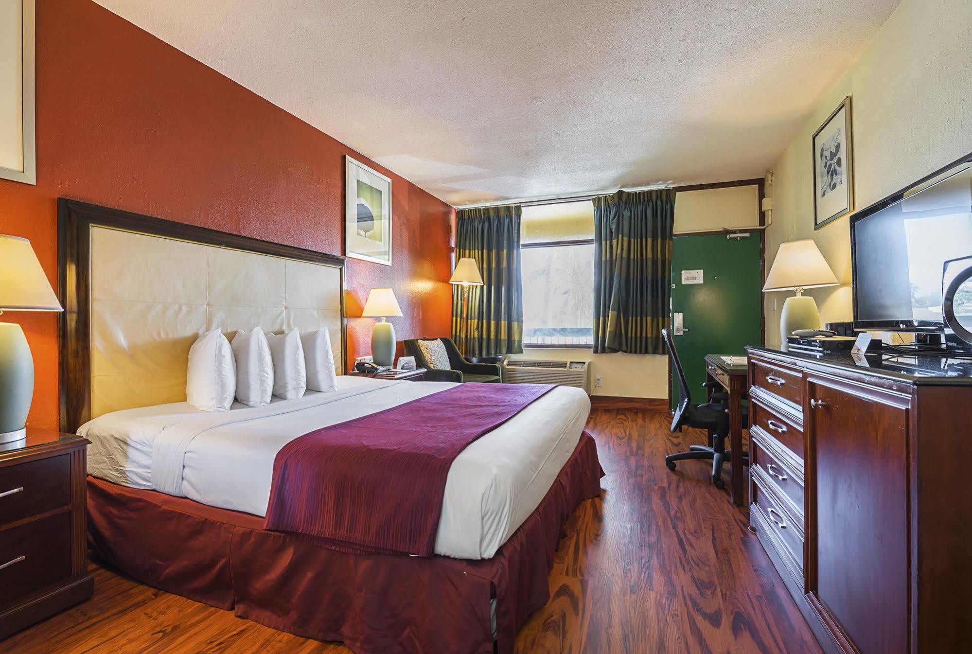 Quality Inn Boca Raton University Area Eksteriør billede